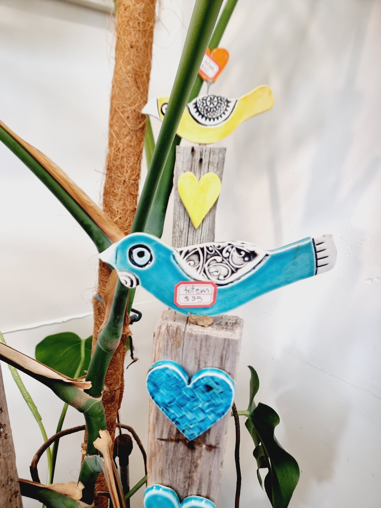 Garden Totem - Blue bird, chipped beak