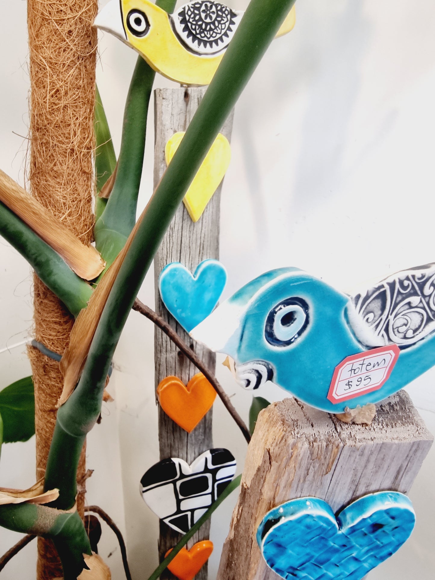Garden Totem - Blue bird, chipped beak