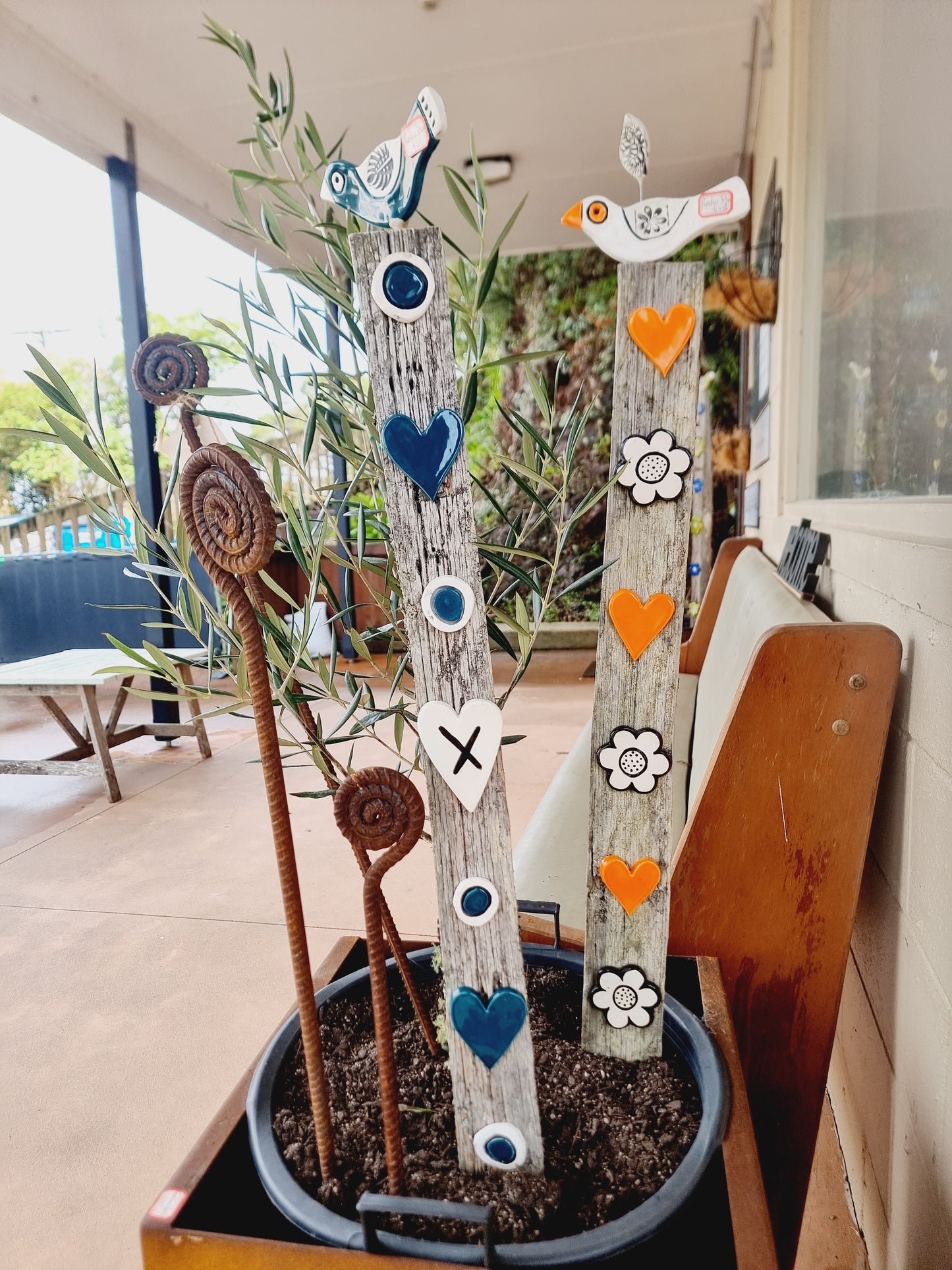 Garden Totem - Orange and White Bird