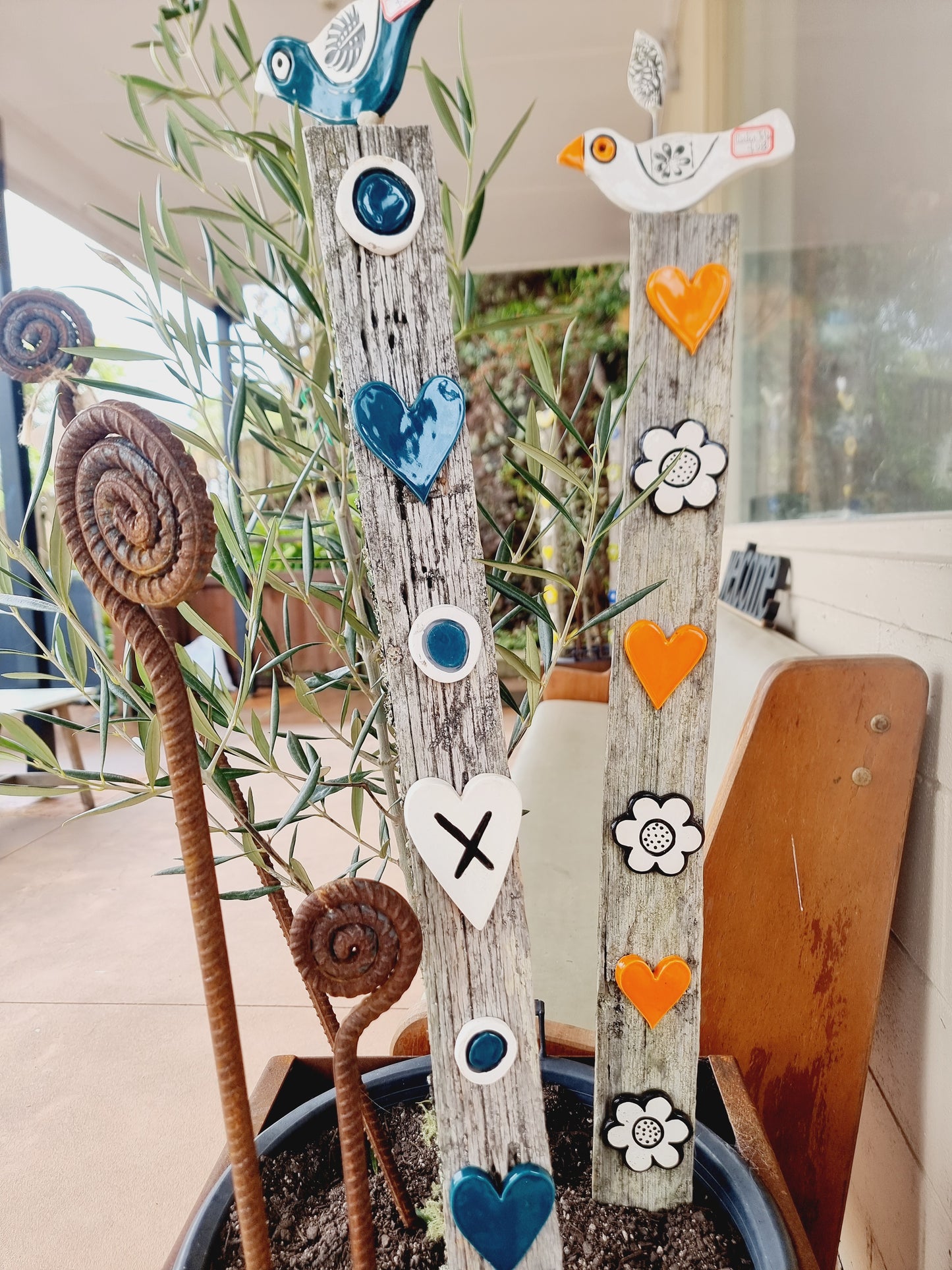 Garden Totem - Orange and White Bird