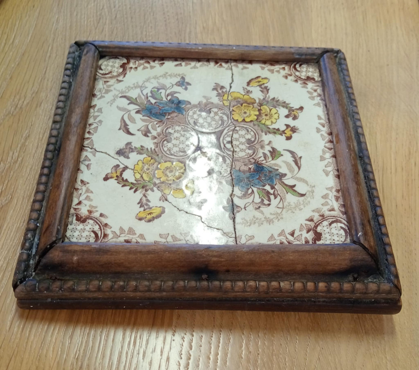 Vintage tile - beauté fissurée