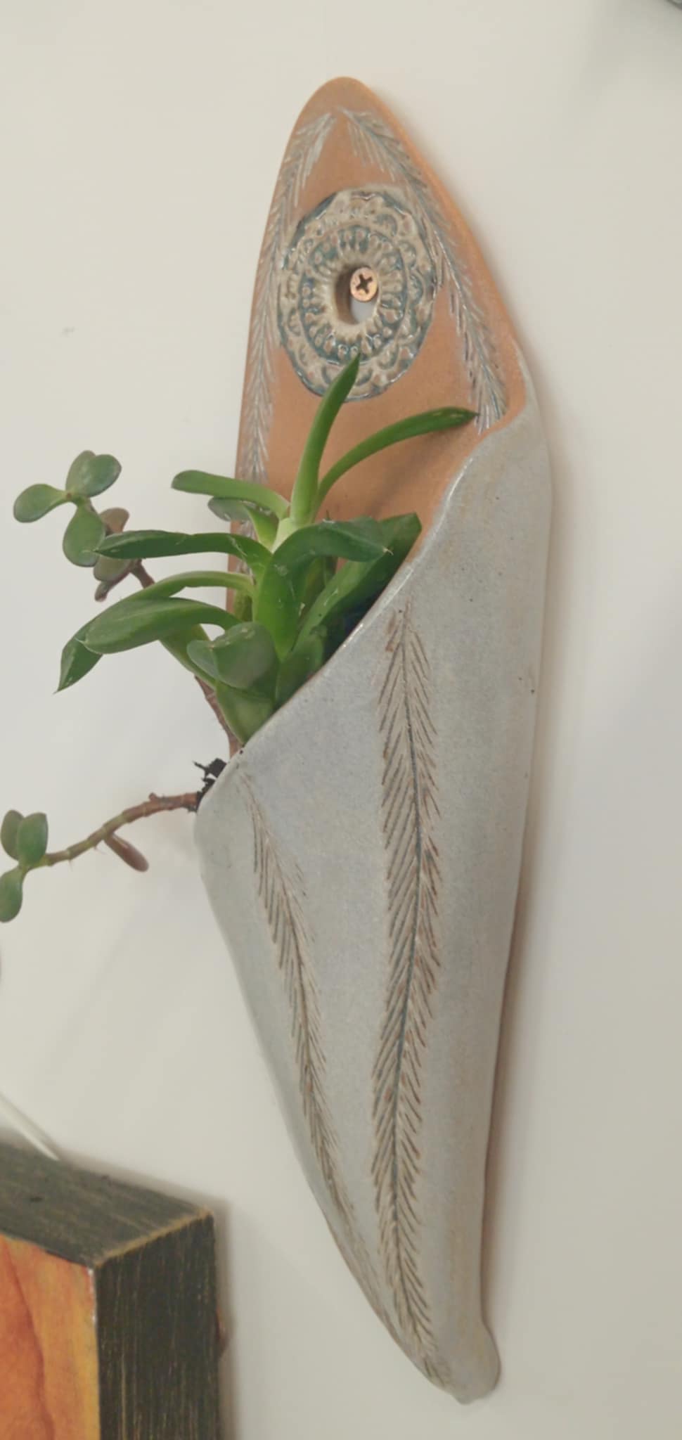 Ceramic wall hung Planter/Vase - Paula Saunders