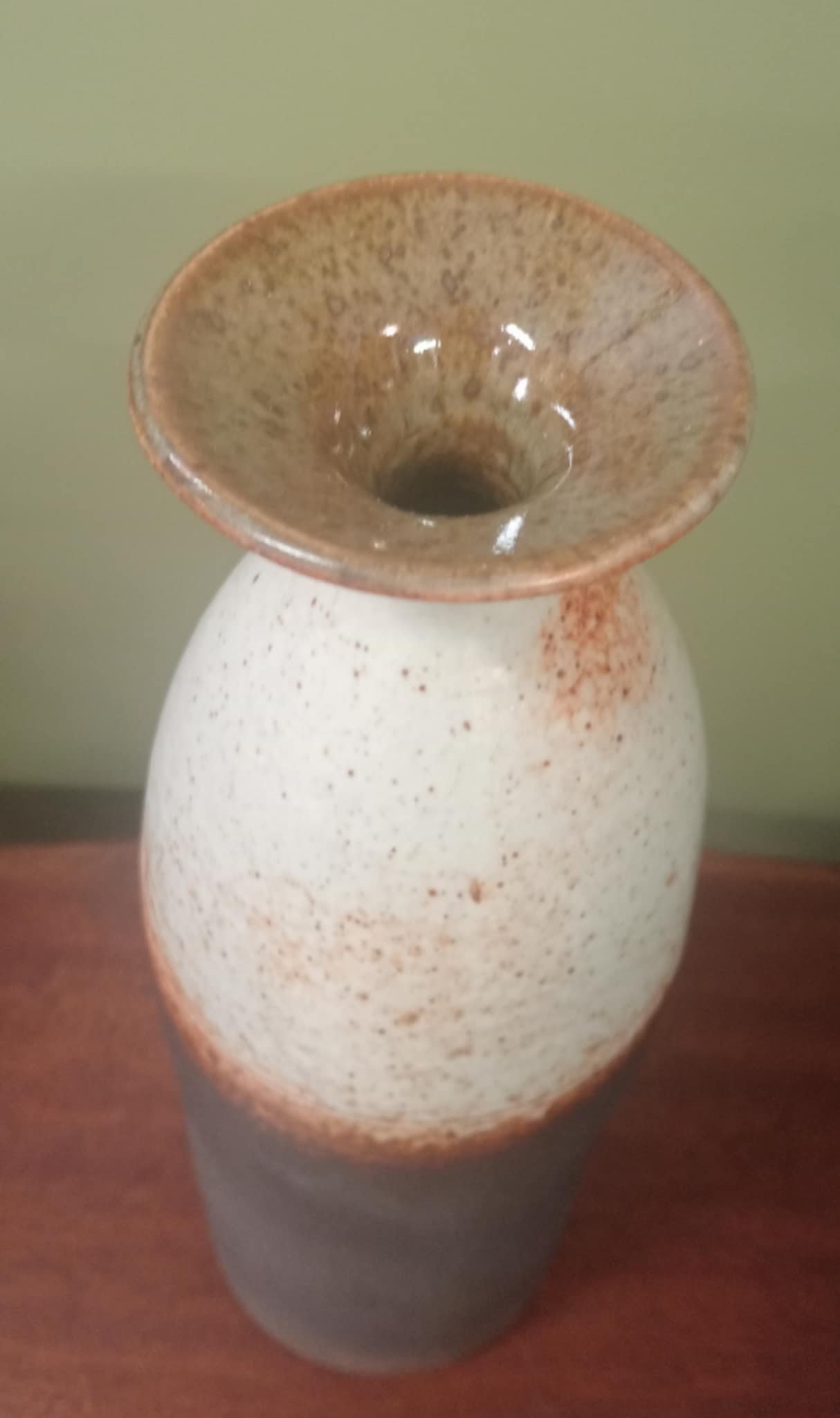 Pottery vase