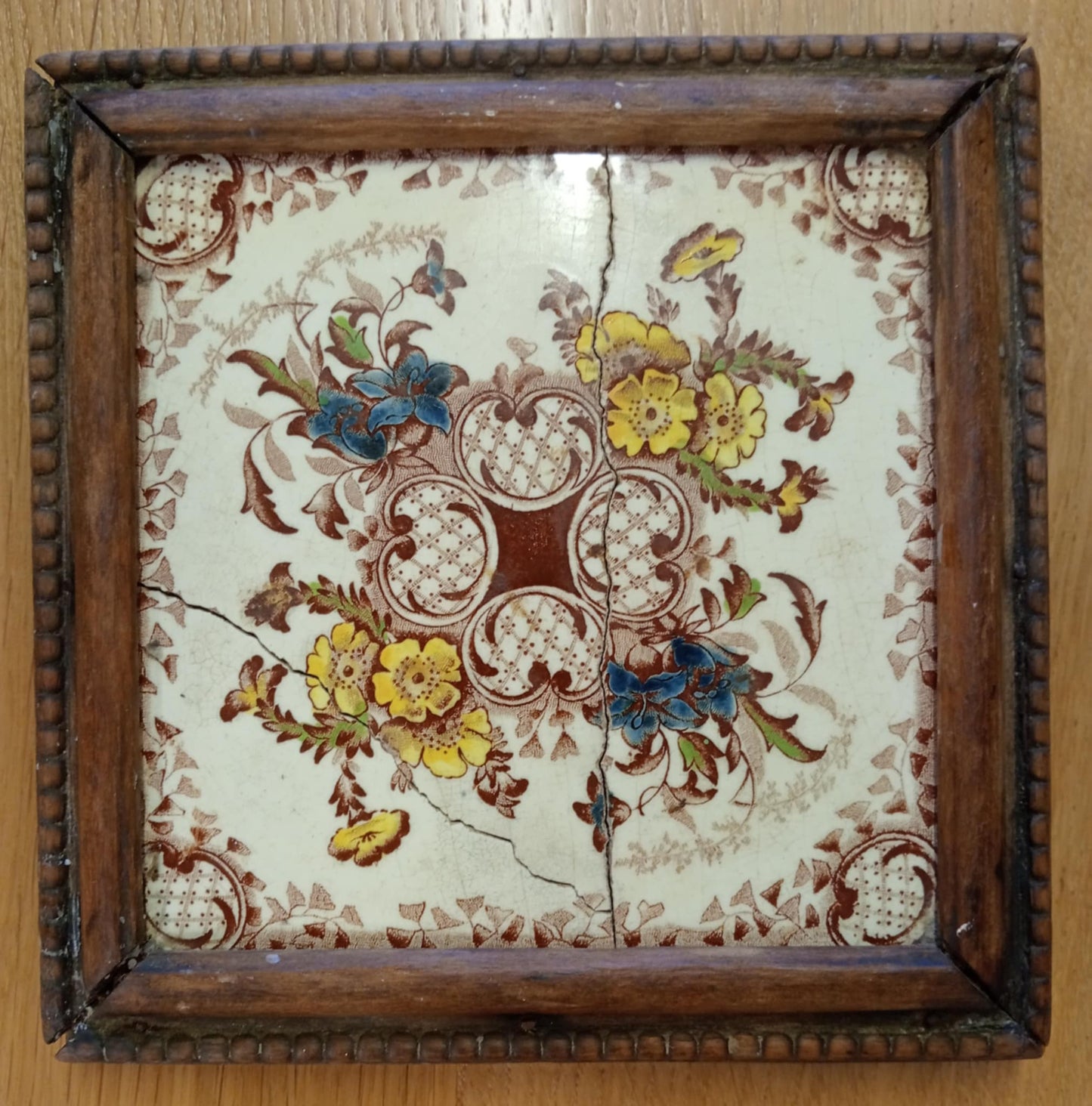 Vintage tile - beauté fissurée
