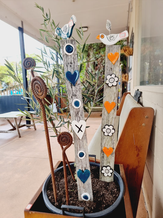 Garden Totem - Orange and White Bird